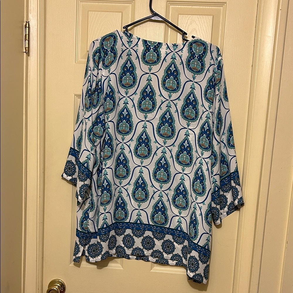 Violet & Claire Teal and White Paisley Tunic - Picture 2 of 2